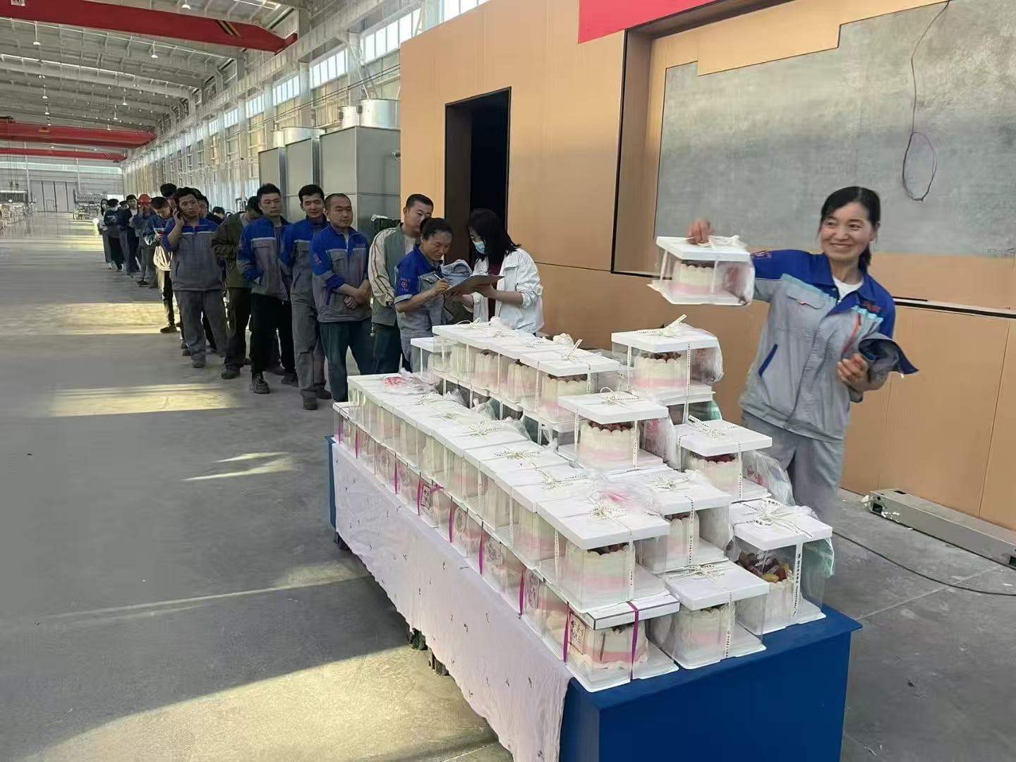 ร่วมฉลองวันแม่กับเครื่องทำน้ำแข็ง BAOCHARM!