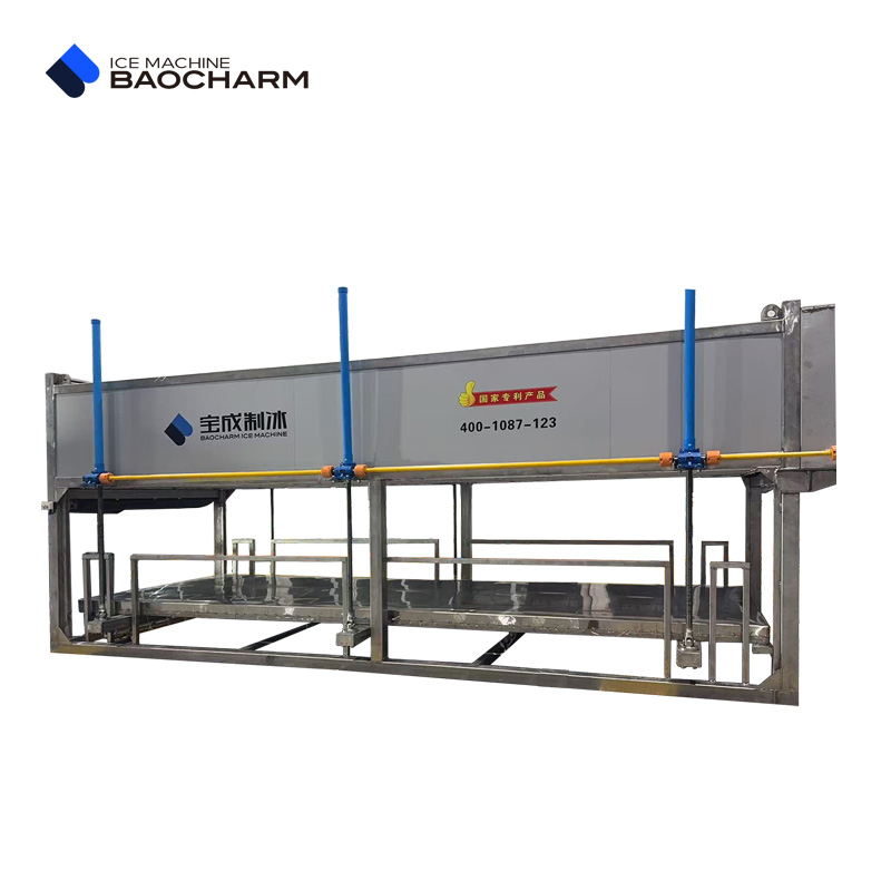 เครื่องทำน้ำแข็งก้อนใส